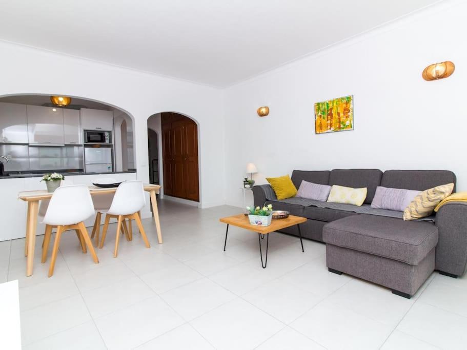 Central Apartment - Pool And Sea View & Albufeira Center Zewnętrze zdjęcie