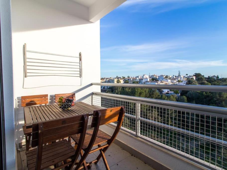 Central Apartment - Pool And Sea View & Albufeira Center Zewnętrze zdjęcie