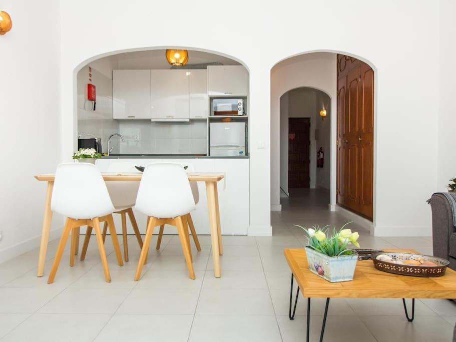 Central Apartment - Pool And Sea View & Albufeira Center Zewnętrze zdjęcie