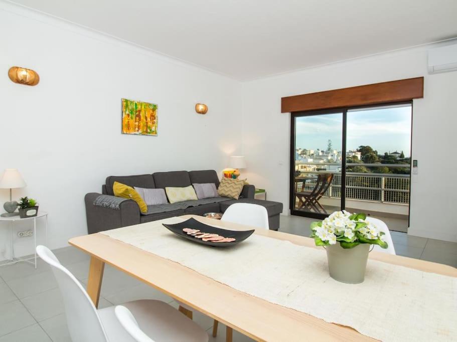 Central Apartment - Pool And Sea View & Albufeira Center Zewnętrze zdjęcie